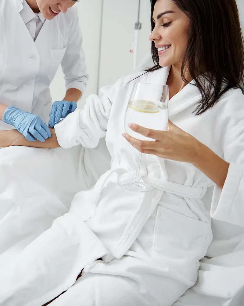 IV Drip Treatment at SAS Aesthetica Clinic Dubai
